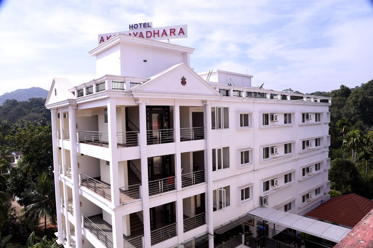 Subrahmanya Hotel Akshayadhara מראה חיצוני תמונה