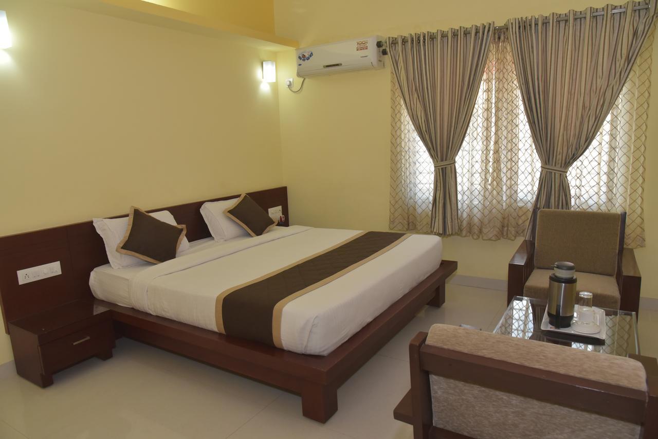 Subrahmanya Hotel Akshayadhara מראה חיצוני תמונה