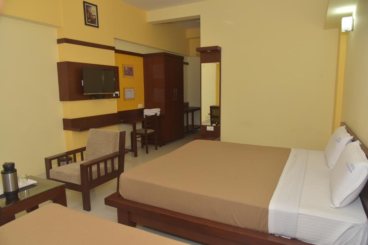 Subrahmanya Hotel Akshayadhara מראה חיצוני תמונה