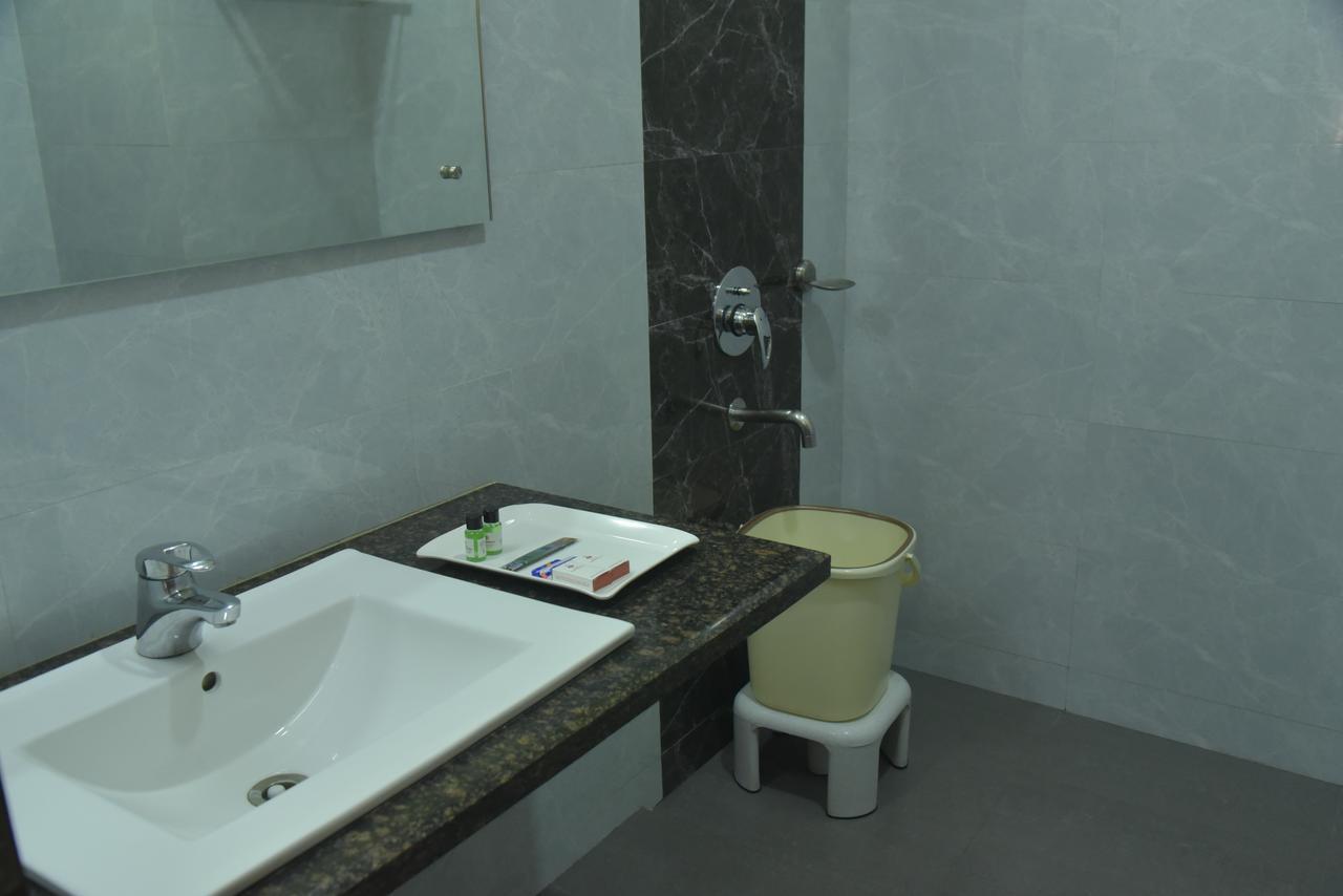 Subrahmanya Hotel Akshayadhara מראה חיצוני תמונה